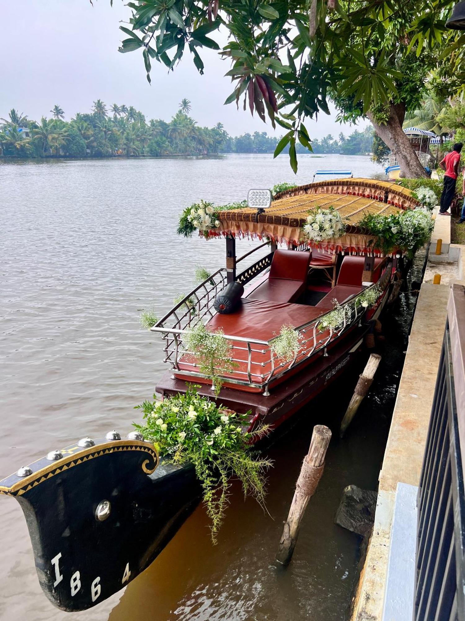 The Pamba Heritage Villa Champakulam Buitenkant foto